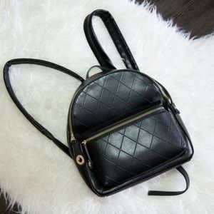 Zara Mini Backpack-quilted black